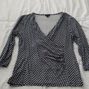 A sweet looking top.